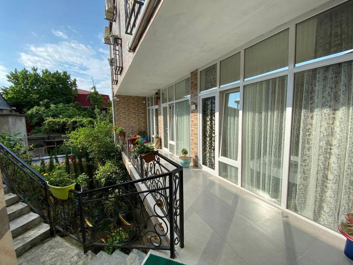 Guest House Ocean Force Батуми Экстерьер фото
