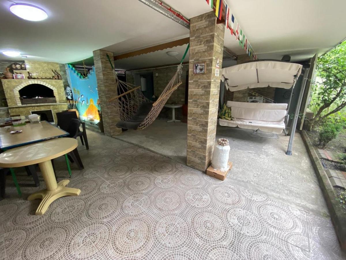 Guest House Ocean Force Батуми Экстерьер фото