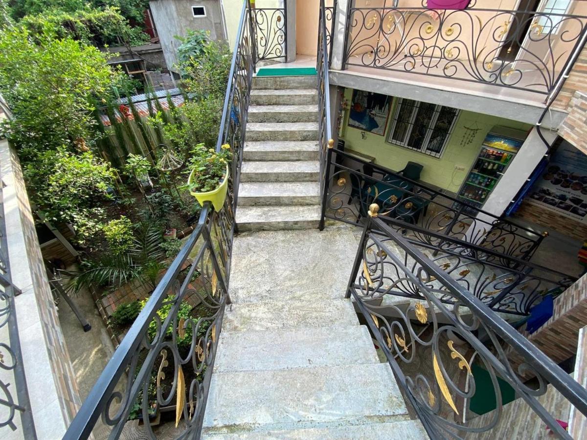 Guest House Ocean Force Батуми Экстерьер фото