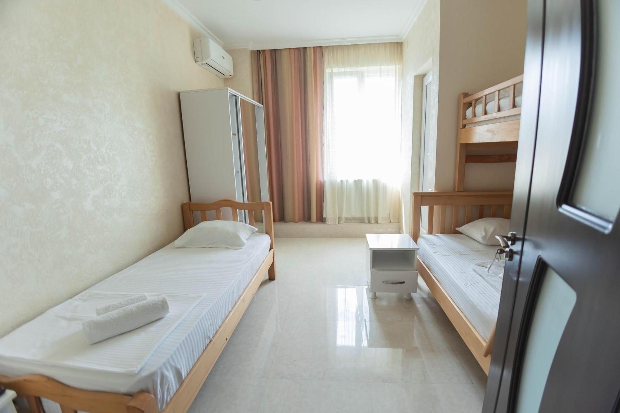 Guest House Ocean Force Батуми Экстерьер фото