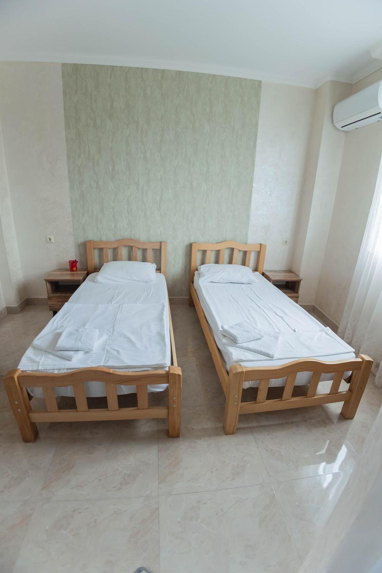 Guest House Ocean Force Батуми Экстерьер фото